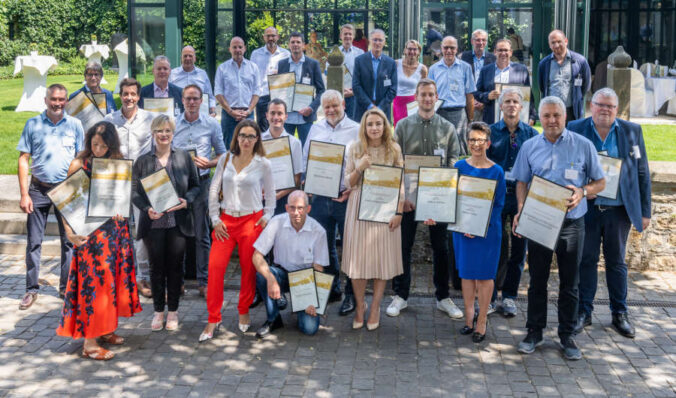 Die Vertreter der ausgezeichneten Winzergenossenschaften. (Foto: Jens Hedtke)