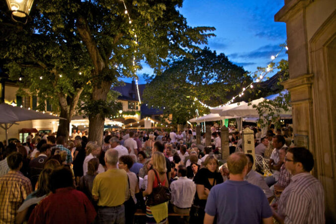 Deidesheimer Weinkerwe (Foto: Tourist Service GmbH Deidesheim)