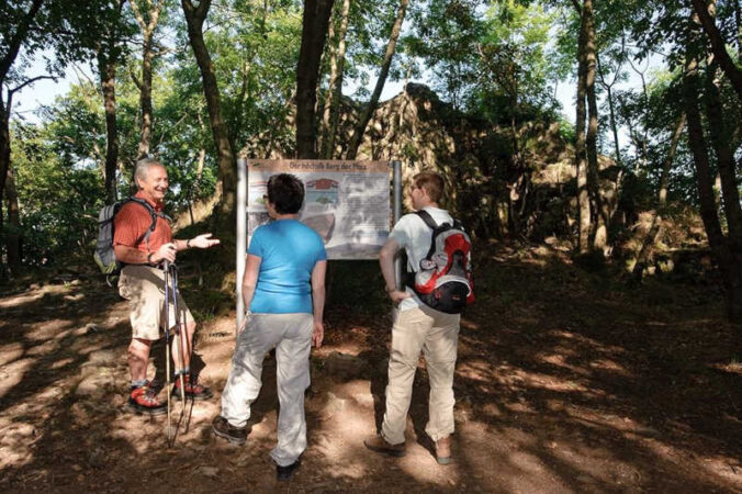 Geo-Tour auf dem Donnersberg (Foto: Donnersberg-Touristik-Verband e.V.)