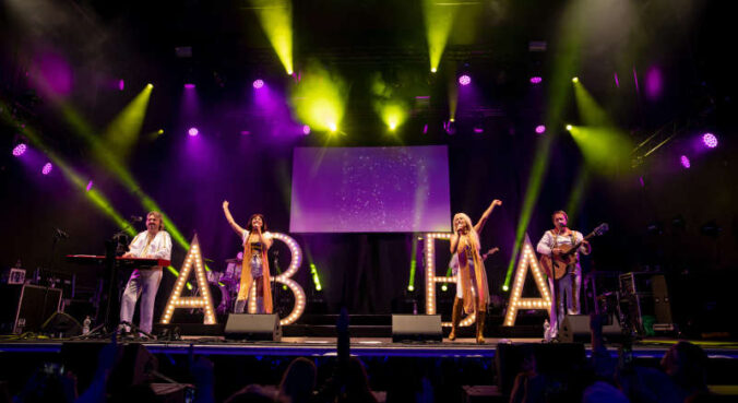 Der Top-Act des diesjährigen BASF-Kellereifests in Ludwigshafen: Die große Live-Show „Thank you for the music – Die ABBA-Story“. (Foto: BASF)