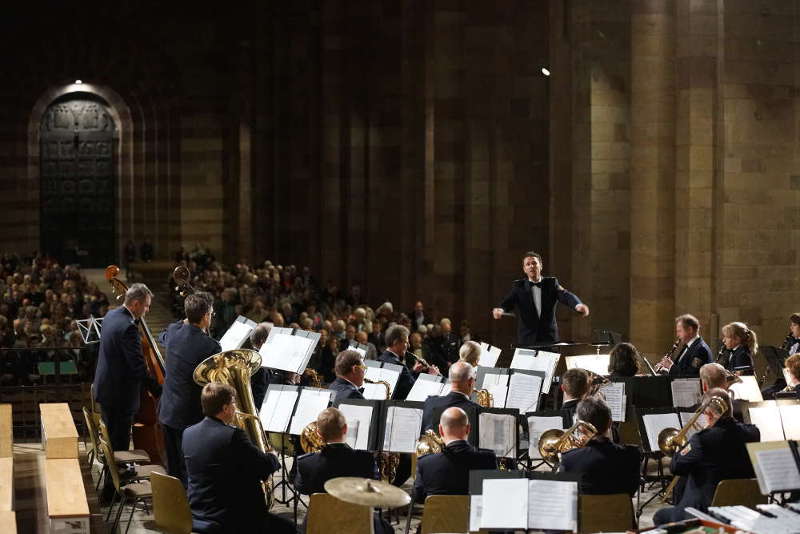 Das Landespolizeiorchester Rheinland-Pfalz im Dom zu Speyer (Foto 2017: Holger Knecht)