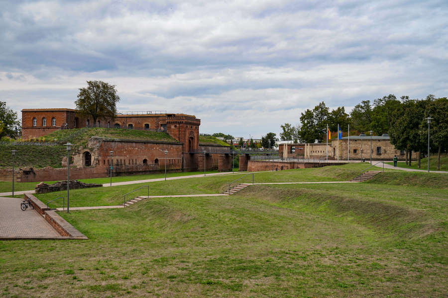 Stadtpark Fronte Lamotte in Germersheim (Foto: Holger Knecht)