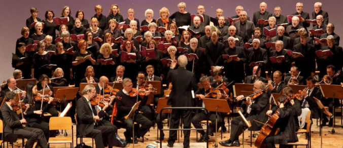 Der Oratorienchor Pirmasens bringt am Totensonntag Mozarts Requiem in der Festhalle zur Aufführung.