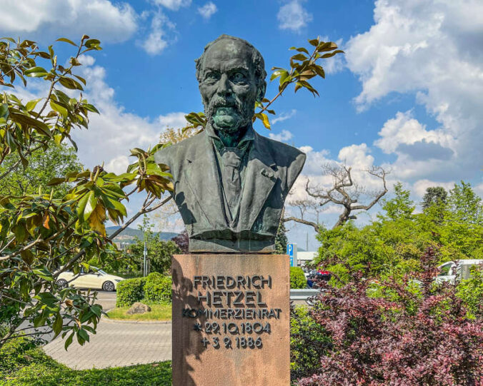 Büste Friedrich Hetzel (Foto: Holger Knecht)