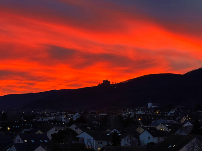 Hambacher Schloss Sonnenuntergang (Foto: Holger Knecht)