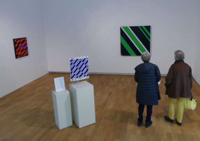 Blick in die Ausstellung: Schätze der Konkreten Kunst (Foto: Bezirksverband Pfalz)