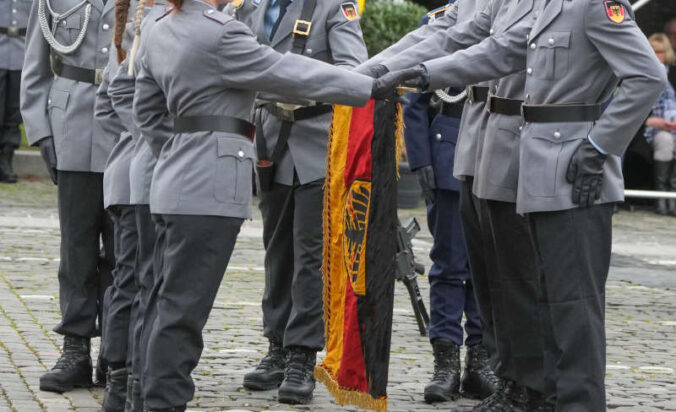 Symbolbild Gelöbnis Heer (Foto: Holger Knecht)