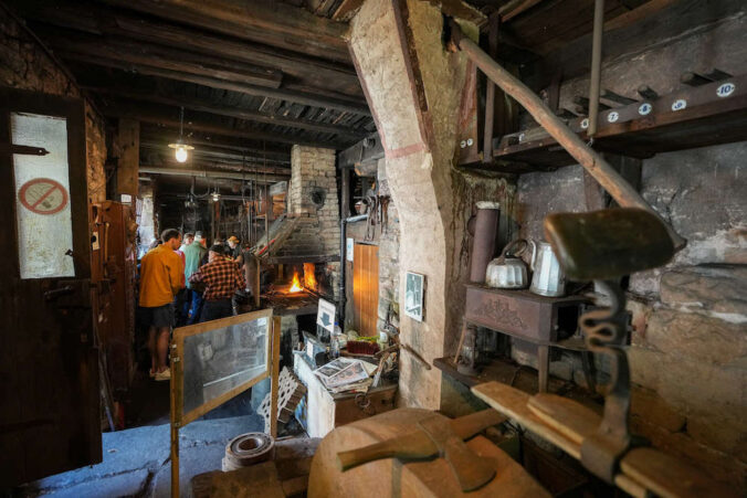 In der historischen Wappenschmiede Elmstein (Foto: Holger Knecht)