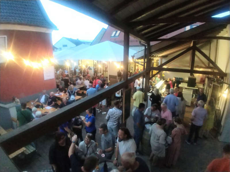 "Fest um den Wein" in Niederkirchen (Foto: Tourist Service GmbH Deidesheim)