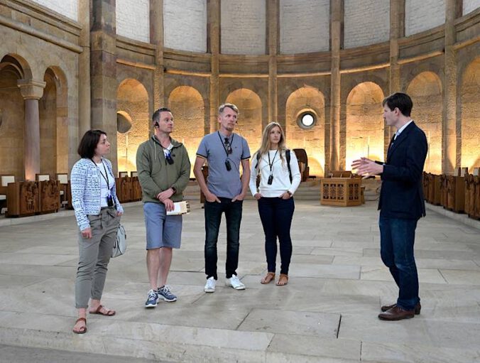 Führung durch den Speyerer Dom (Quelle: Domkapitel Speyer, Foto: Klaus Landry)