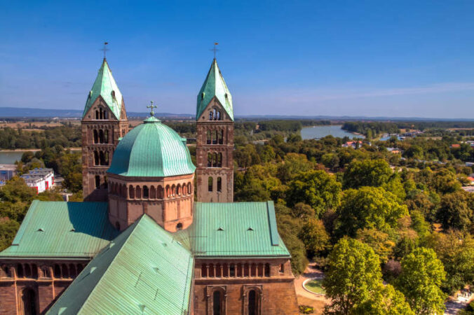 Blick vom Südwestturm Richtung Osten © Domkapitel Speyer (Foto: der pilger, Conny Conrad)