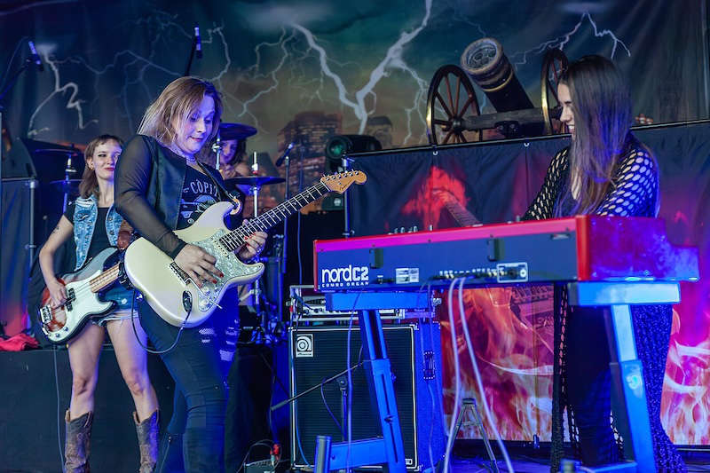 STRANGE KIND OF WOMAN - Deep Purple Tribute Band