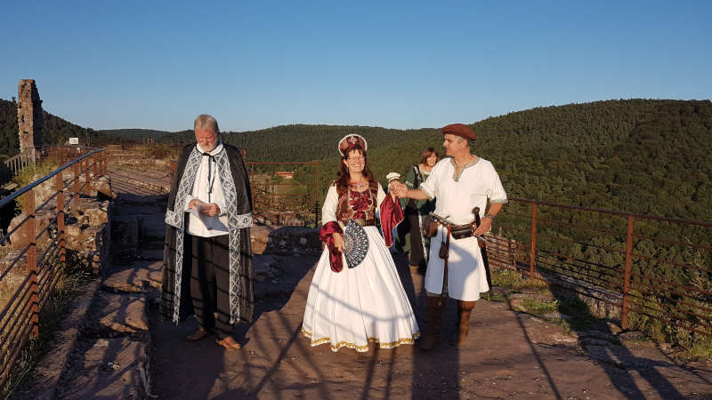 Szene Fleckenstein (Foto: Tourist-Information Dahner Felsenland)