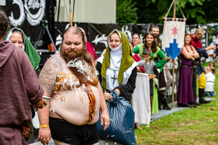 Mittelalterlich Phantasie Spectaculum unter dem Dom zu Speyer ...