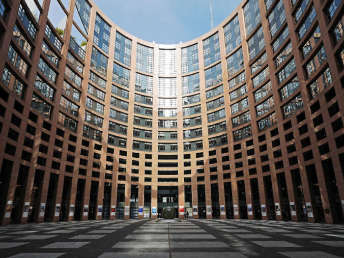 Europäisches Parlament (Foto: Pixabay/hpgruesen)