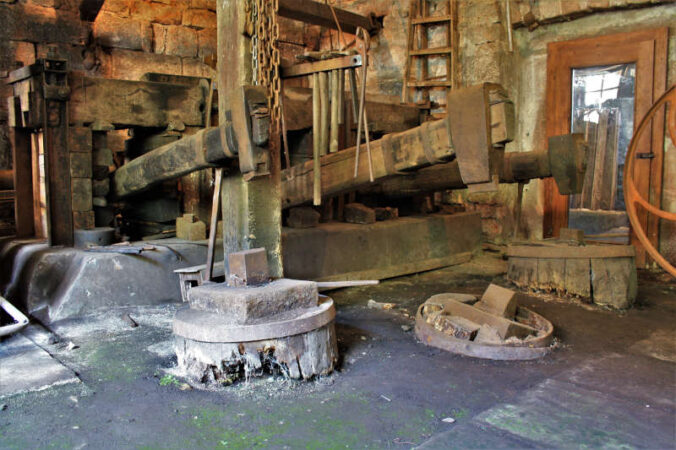 Das Hammerwerk der Wappenschmiede im Zustand vor der Sanierung 2015 (Foto: Benno Münch)