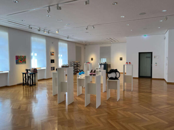 Die aktuelle Sonderausstellung „Made in Pirmasens: Schuhe & mehr“ im Forum Alte Post. (Stadt Pirmasens/Benjamin Kraus)