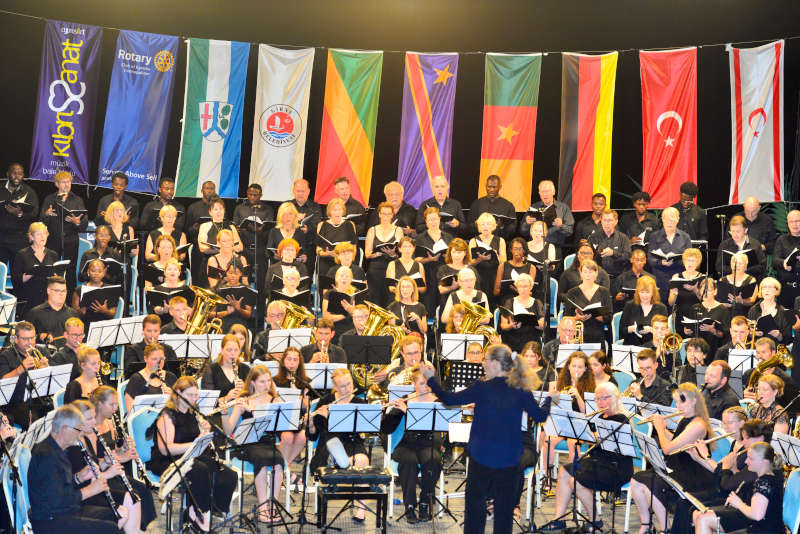 Konzert auf Zypern (Foto: Elke Voelker)