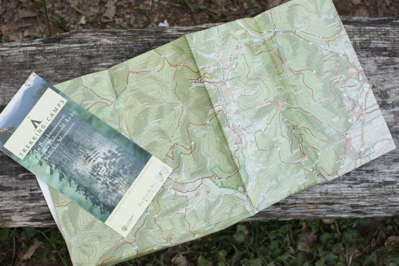 Trekking Karten (Foto: Sabine Kress, Bildarchiv Südliche Weinstraße e.V.)