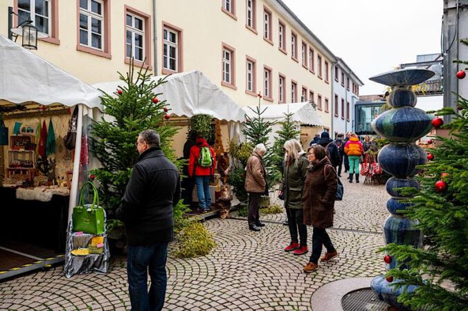 Kunsthandwerkermarkt in Speyer (Foto: Klaus Venus)