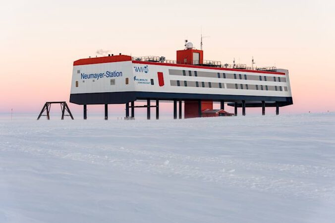 Die deutsche Antarktis-Forschungsstation Neumayer-Station III (Foto: Alfred-Wegener-Institut / Stefan Christmann CC-BY 4.0)