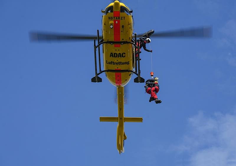 Christoph 66 bei einer Rettungswindenübung (Foto: Holger Knecht)