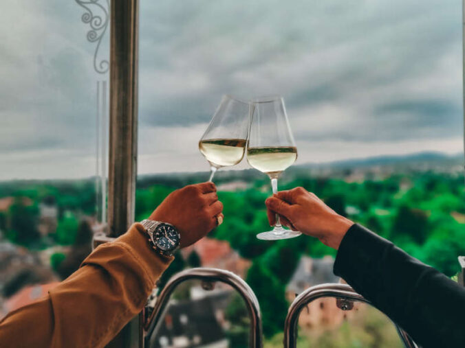 Weinprobe auf dem Riesenrad (Quelle: Büro für Tourismus Landau )