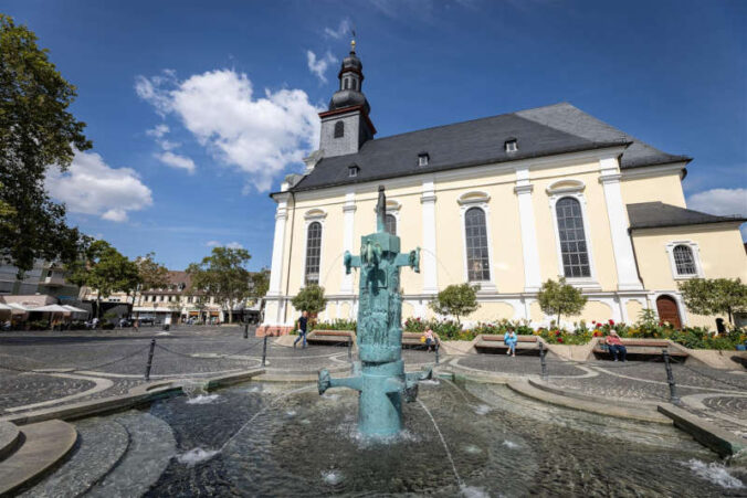 Erkenbertbrunnen Rathausplatz (Quelle: Pressestelle FT/Foto: Torsten Zimmermann)