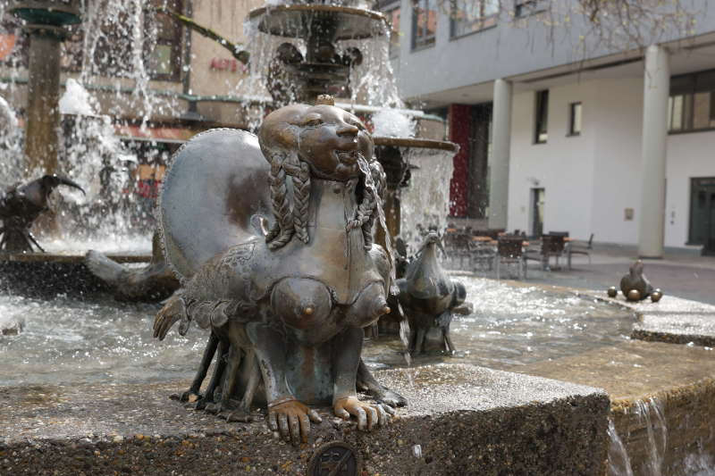 Elwetritsche-Brunnen in Neustadt an der Weinstraße (Foto: Holger Knecht)