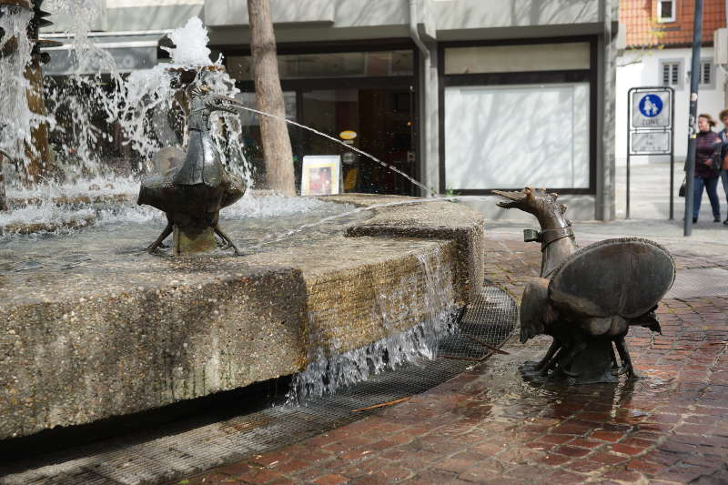 Elwetritsche-Brunnen in Neustadt an der Weinstraße (Foto: Holger Knecht)