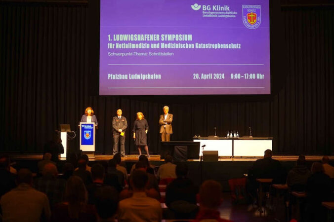 Eröffnung des Symposiums (Foto: Holger Knecht)