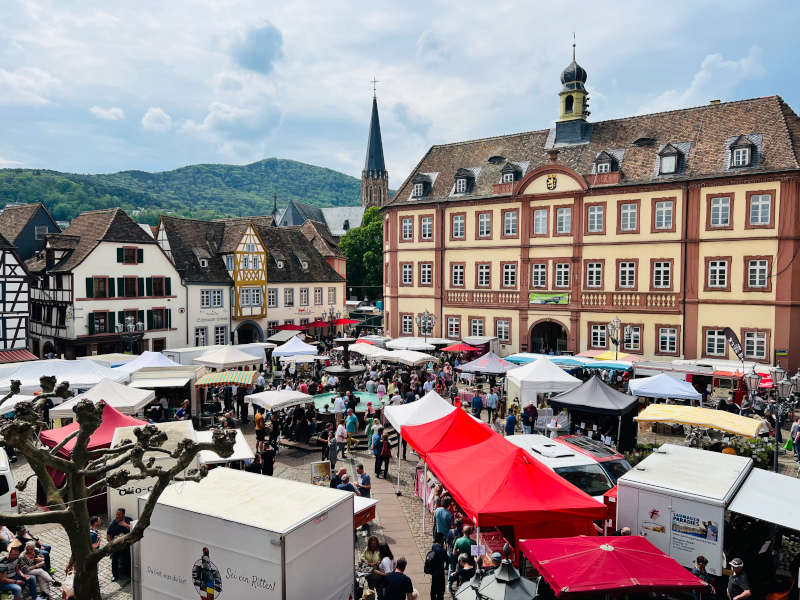 Deutsch-Französischer Bauernmarkt (Foto: Stadtmarketing)