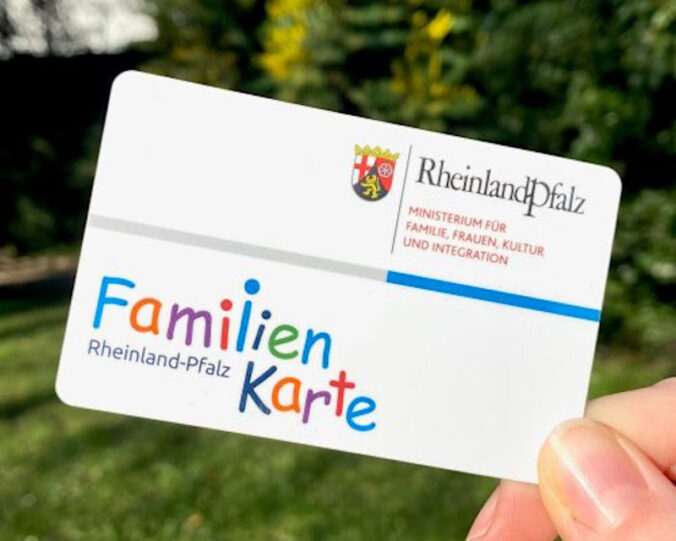 Familienkarte (Quelle: Ministerium für Familie, Frauen, Kultur und Integration)