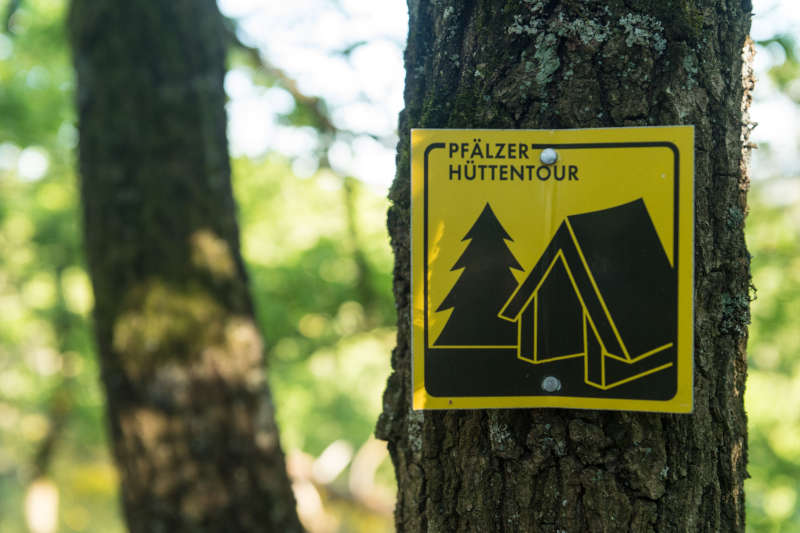 Hüttentour durch den Pfälzerwald (Foto: Dominik Ketz/Pfalz.Touristik e.V.)