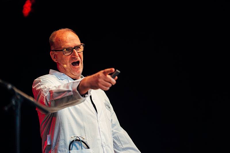 Andreas Müller beim „SWR3 Comedy Festival“ 2024. © SWR3/Adrian Walter