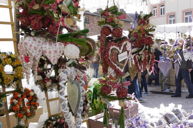 Garten- und Pflanzenmarkt (Foto: Rathaus Edenkoben)