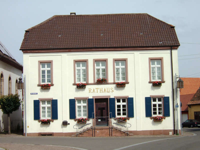 Rathaus (Foto: Gemeinde Bornheim)