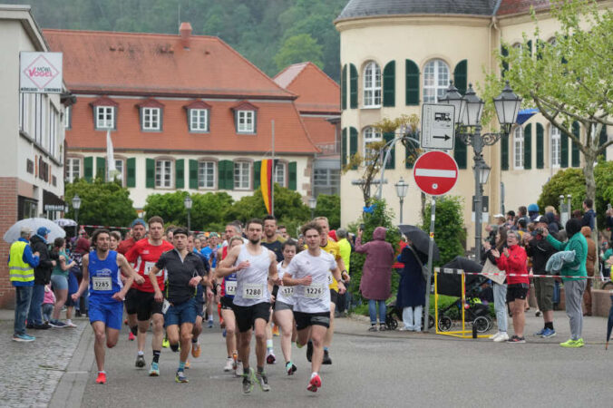 Start der beiden Landschaftsläufe (Foto: Holger Knecht)