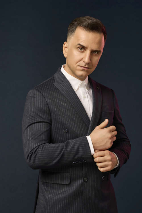Özcan Cosar - "VIP" (Foto: Boris Breuer)