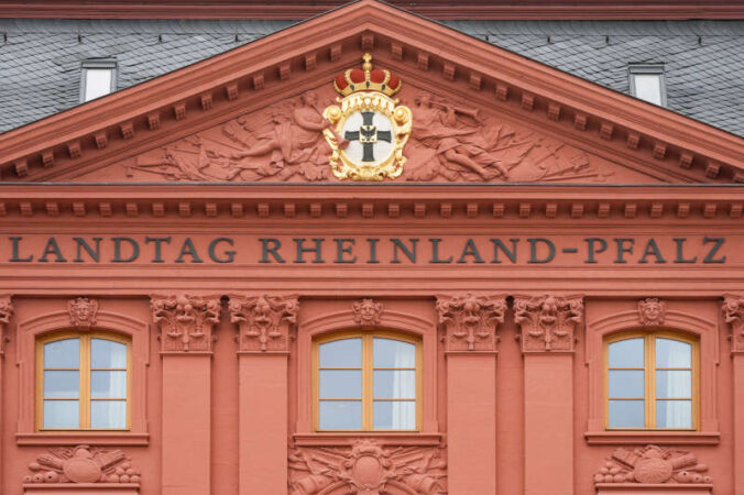 Symbolbild Landtag Rheinland-Pfalz (Foto: Holger Knecht)