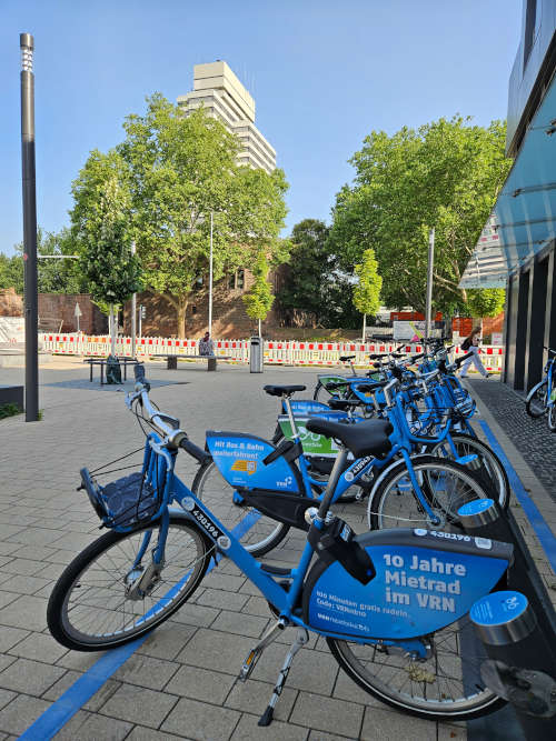 VRNNextbike an der Tourist-Info (Foto: Stadt Kaiserslautern)