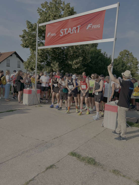 Start des 22. Gäulaufs (Foto 2025: Verbandsgemeindeverwaltung Edenkoben)