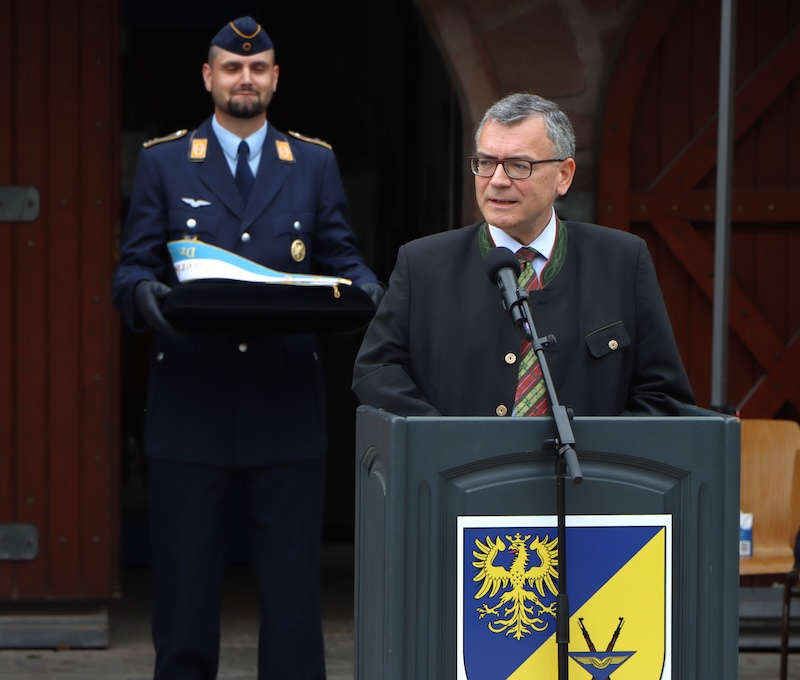 Dr. Florian Herrmann (Foto: Bundeswehr/Jana Salnikova)