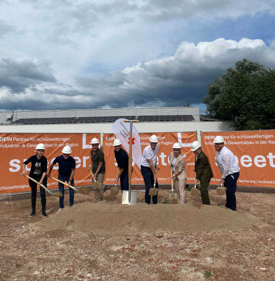 Spatenstich in Bad Bergzabern (Foto: DRK Rettungsdienst Südpfalz GmbH)