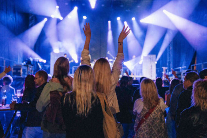 Das Schlabbeflicker-Festival verwandelt sich in eine große Partyzone. (Foto: Stadt Pirmasens / Jonas Melzer)