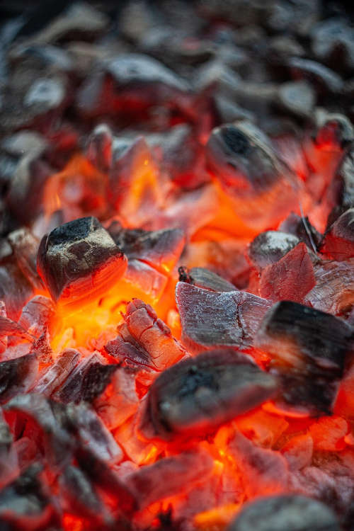 Symbolbild Grill (Foto: Pixabay/arazve)