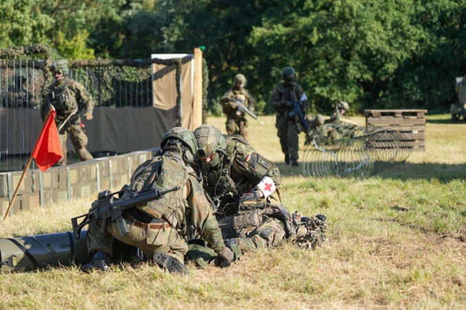 Verletztenversorgung bei der dynamischen Vorführung (Foto: Holger Knecht)