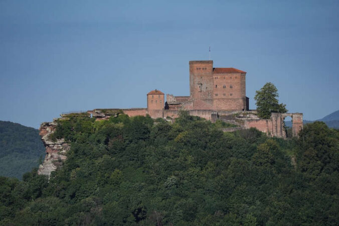 Die Reichsburg Trifels (Foto: Holger Knecht)