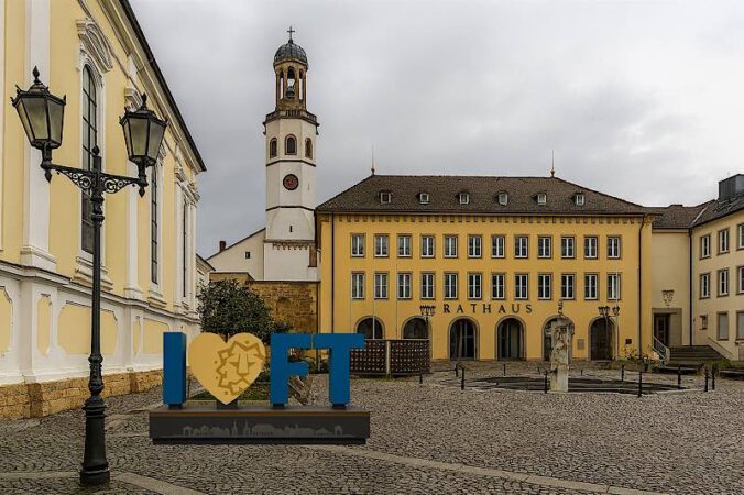 Stadtbuchstaben bei Tag (Grafik: Quehl)