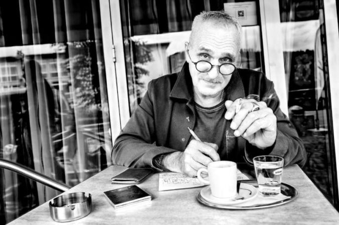 José F.A. Oliver (Foto: Alain Barbero)